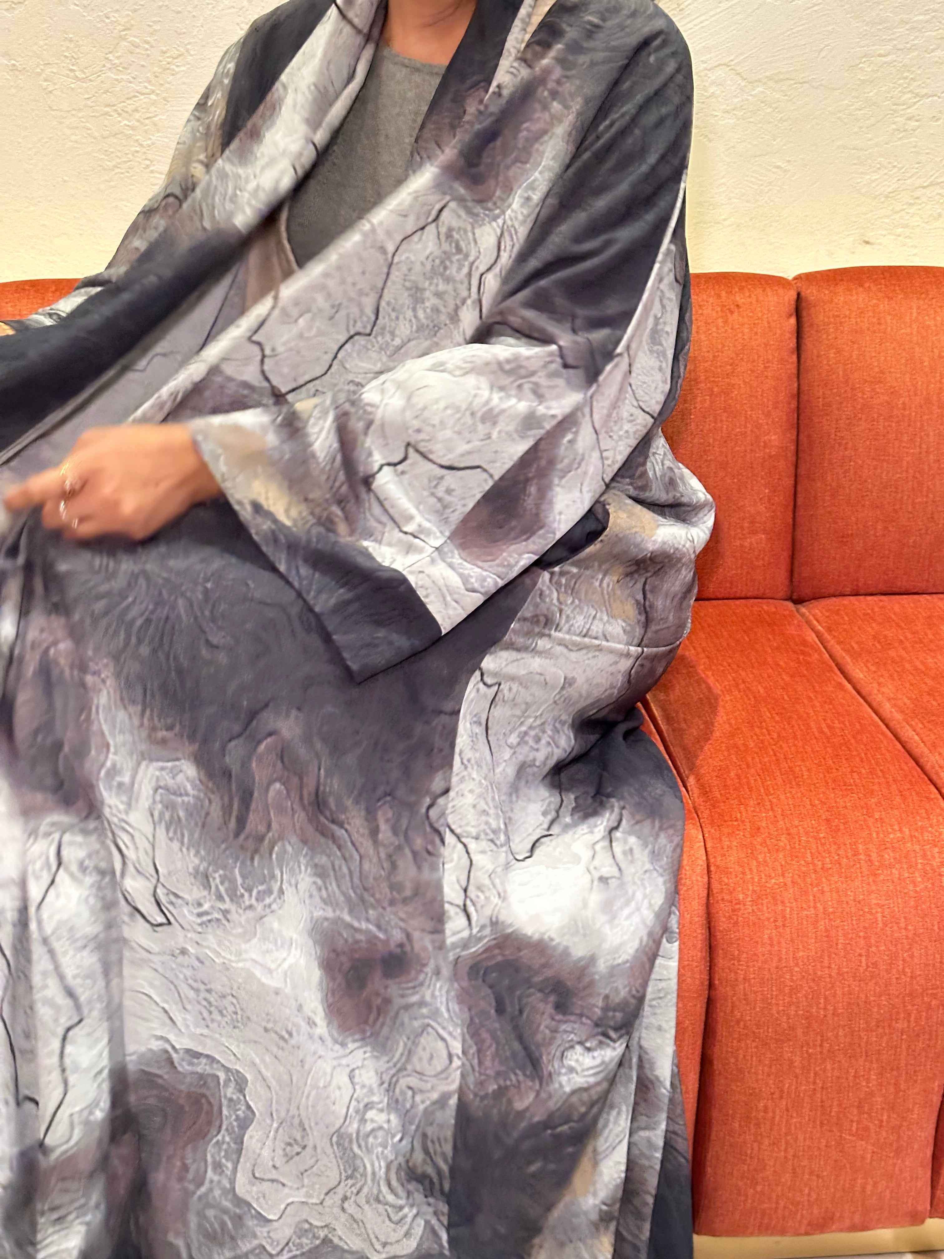 Grey Marble Open Abaya with Matching Hijab