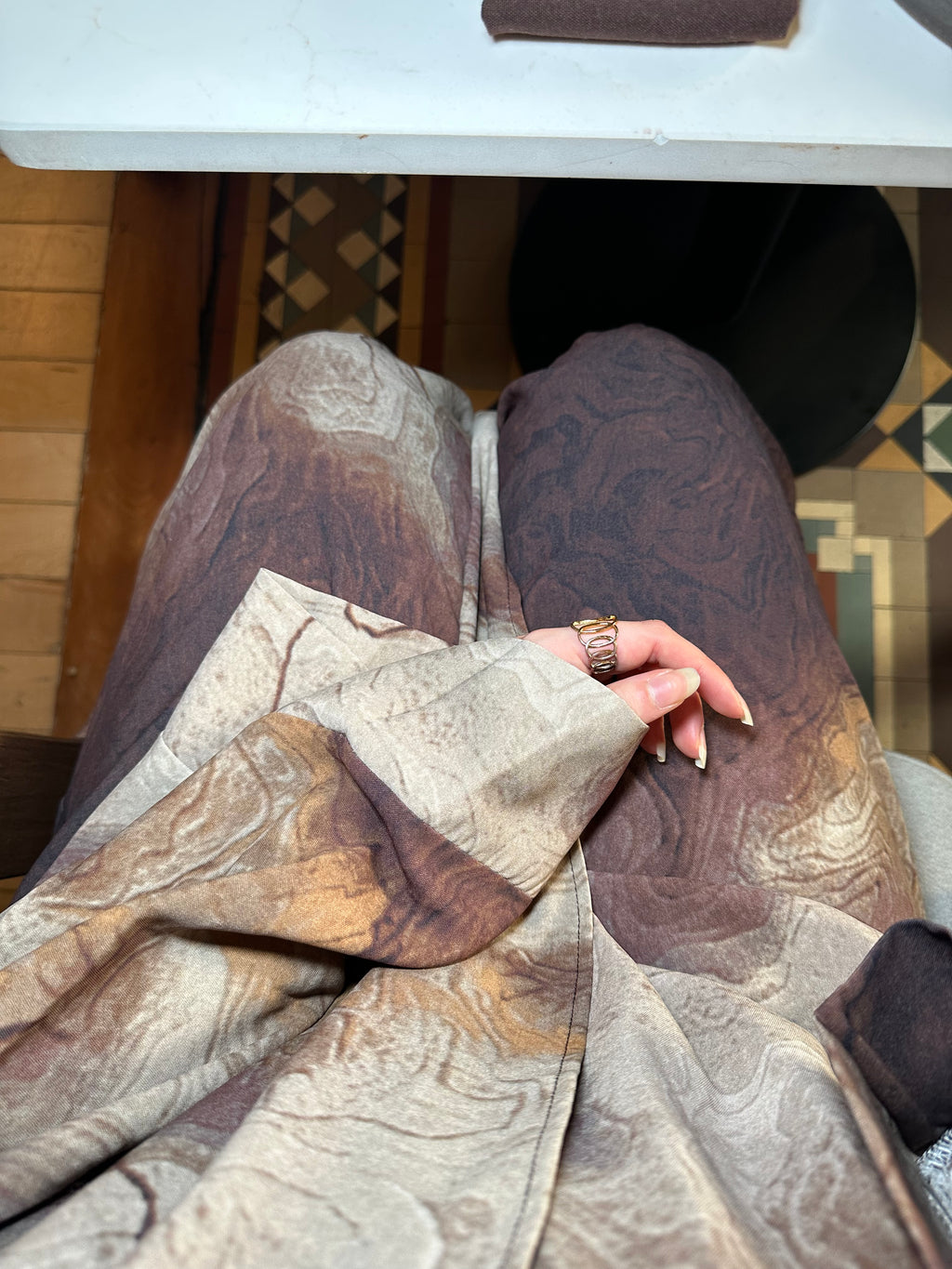 Ash Brown Marble Abaya with matching hijab