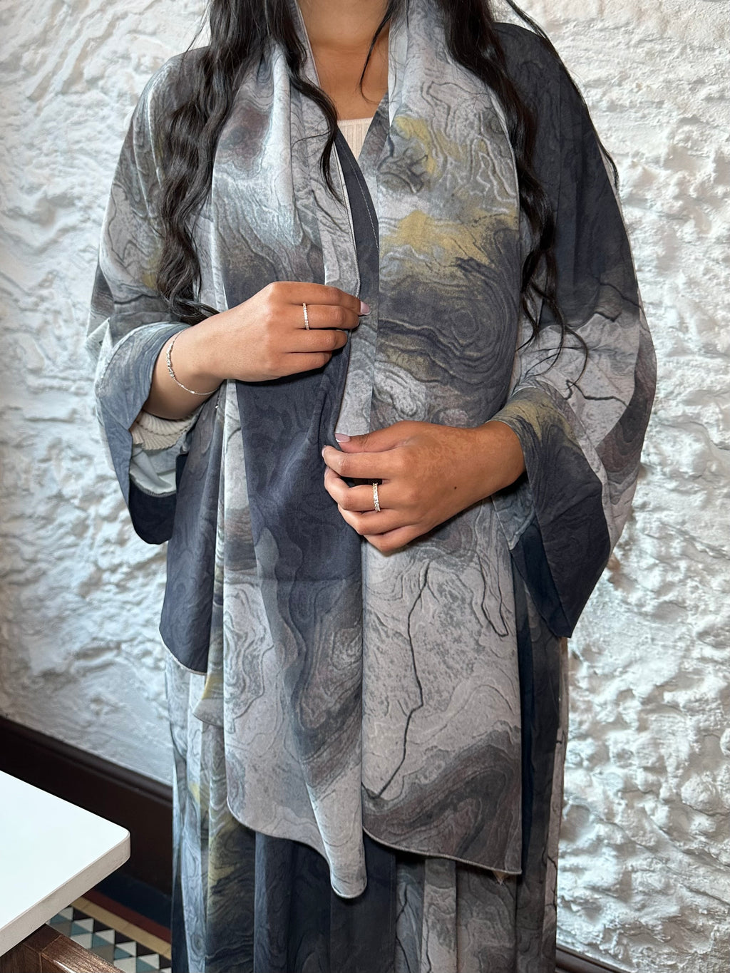Grey Marble Open Abaya with Matching Hijab